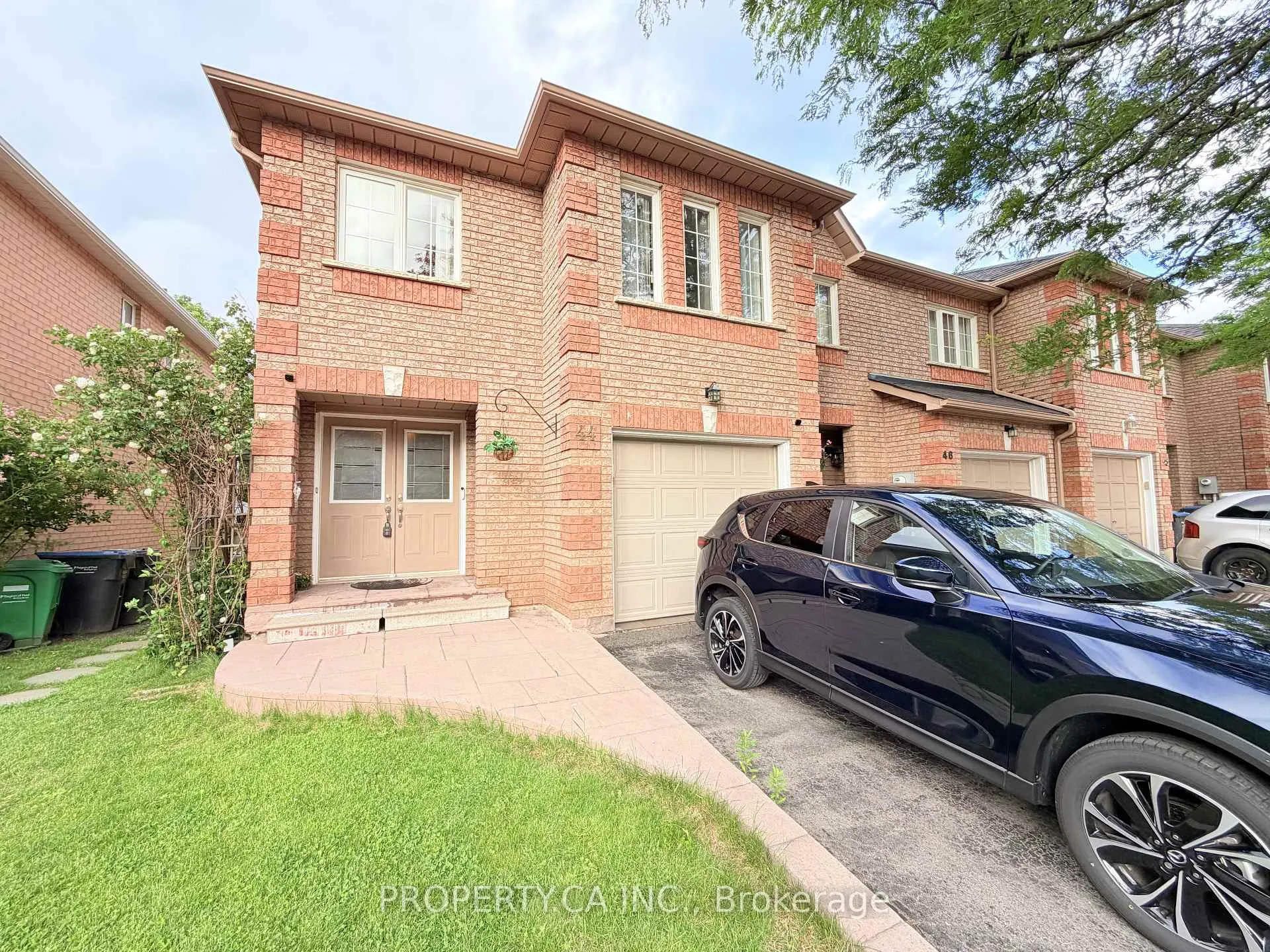 Photo 1 of Unit 44, 100 Brickyard Way, Brampton, Brampton North — HOMEH