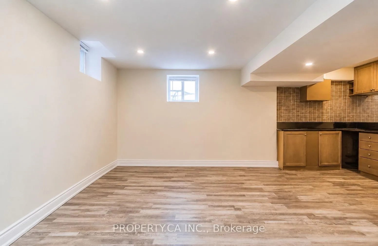 Photo 22 of Unit 44, 100 Brickyard Way, Brampton, Brampton North — HOMEH