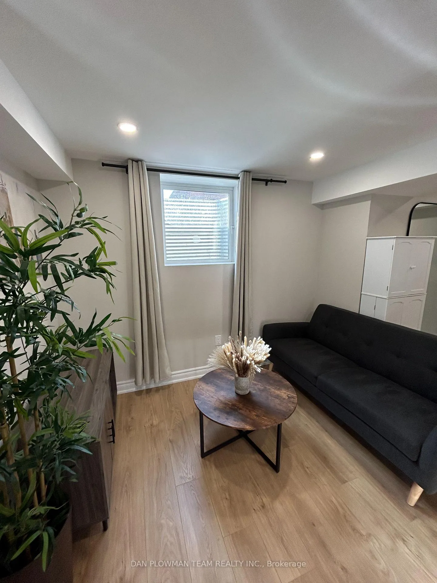 Photo 7 of Unit Bsmt, 25 Roma Drive, Whitby, Williamsburg — HOMEH