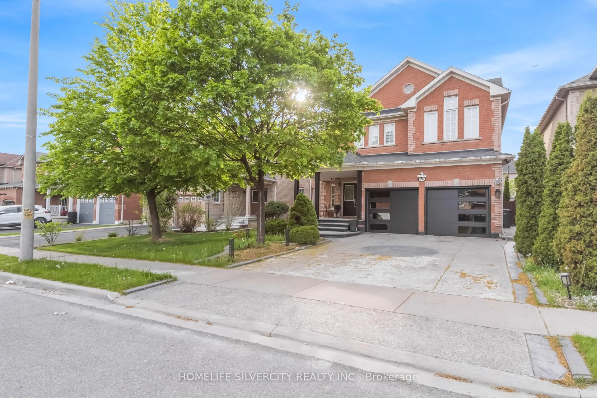 Photo 2 of 26 Bisesell Drive N, Brampton, Snelgrove — HOMEH