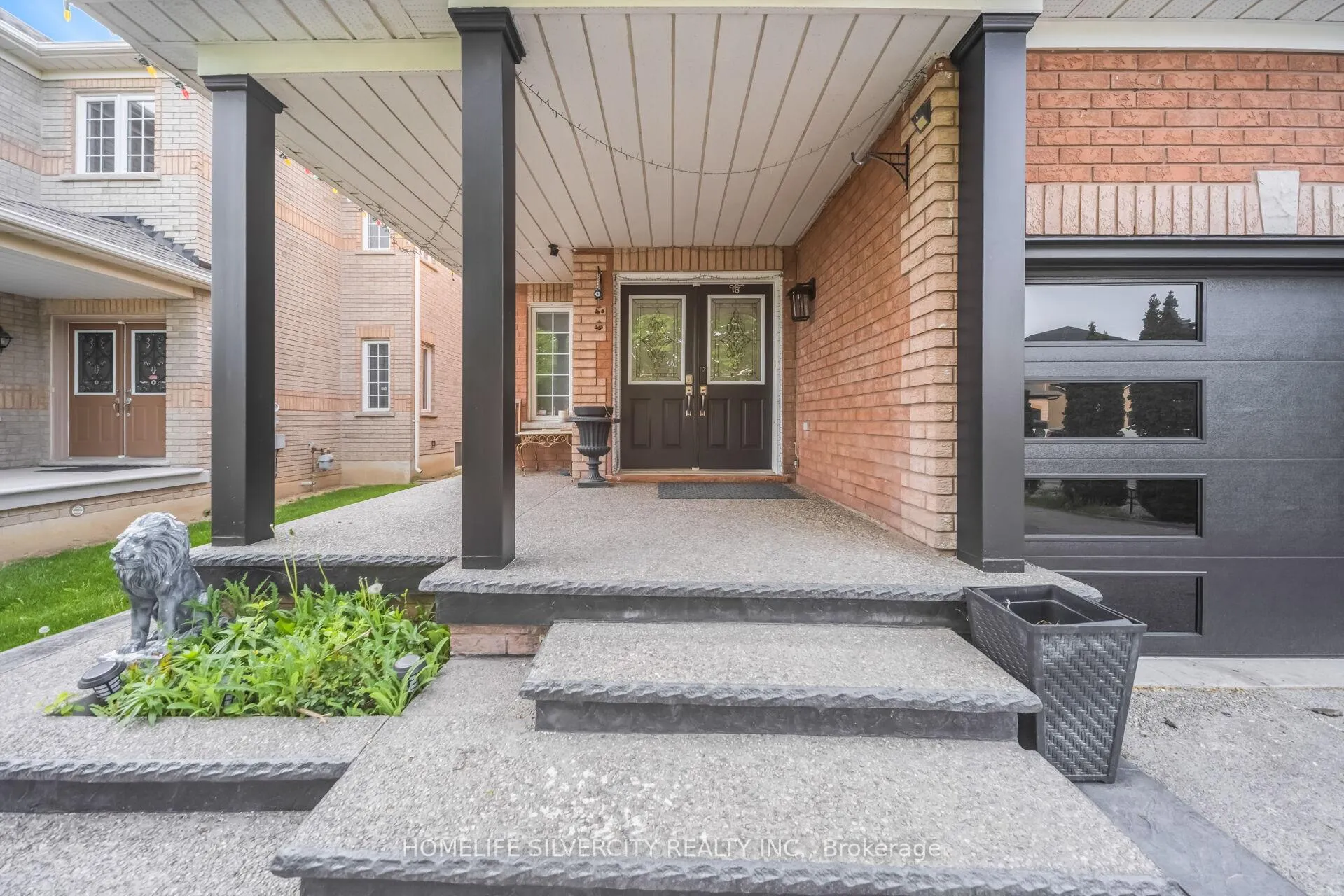 Photo 9 of 26 Bisesell Drive N, Brampton, Snelgrove — HOMEH