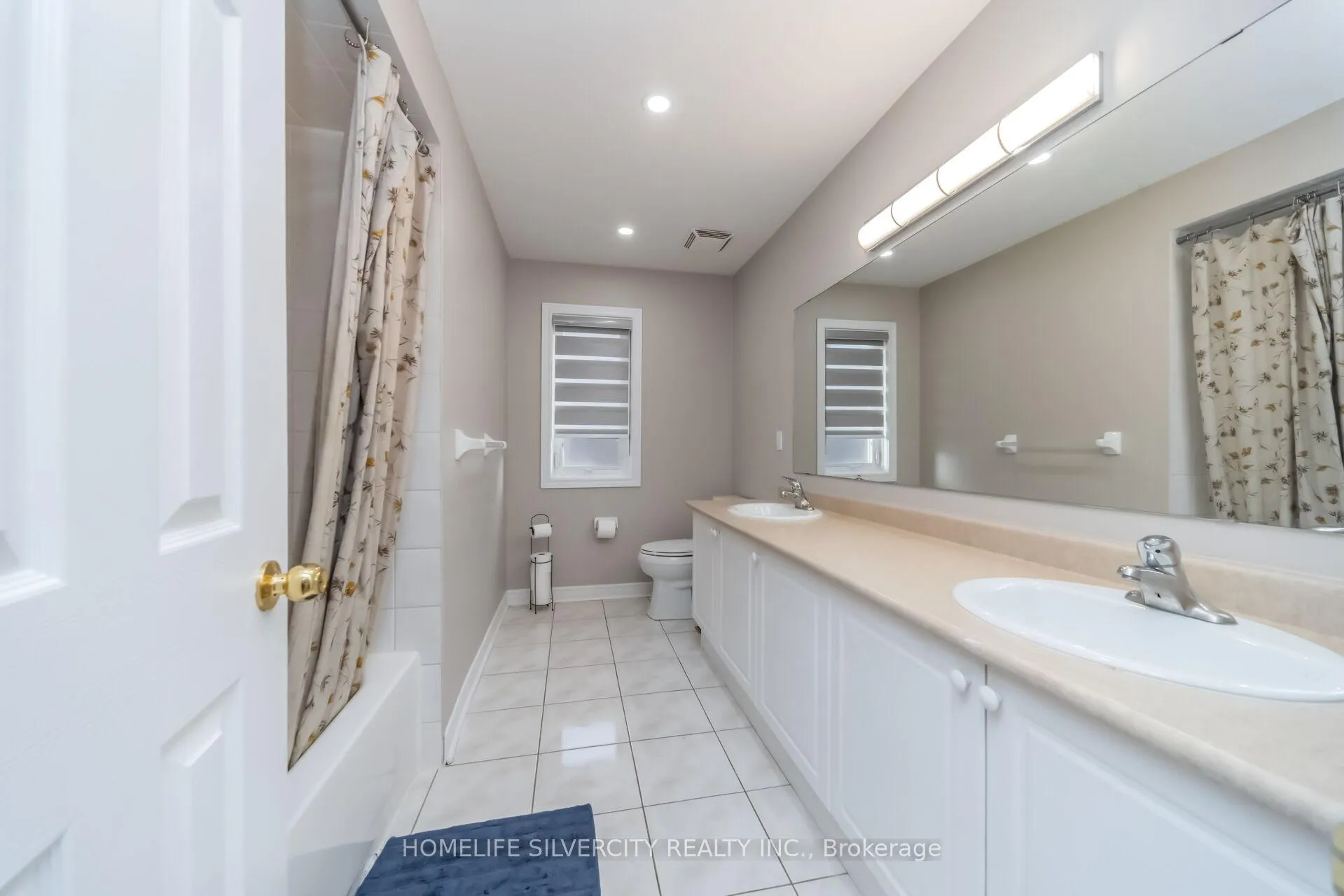Photo 34 of 26 Bisesell Drive N, Brampton, Snelgrove — HOMEH