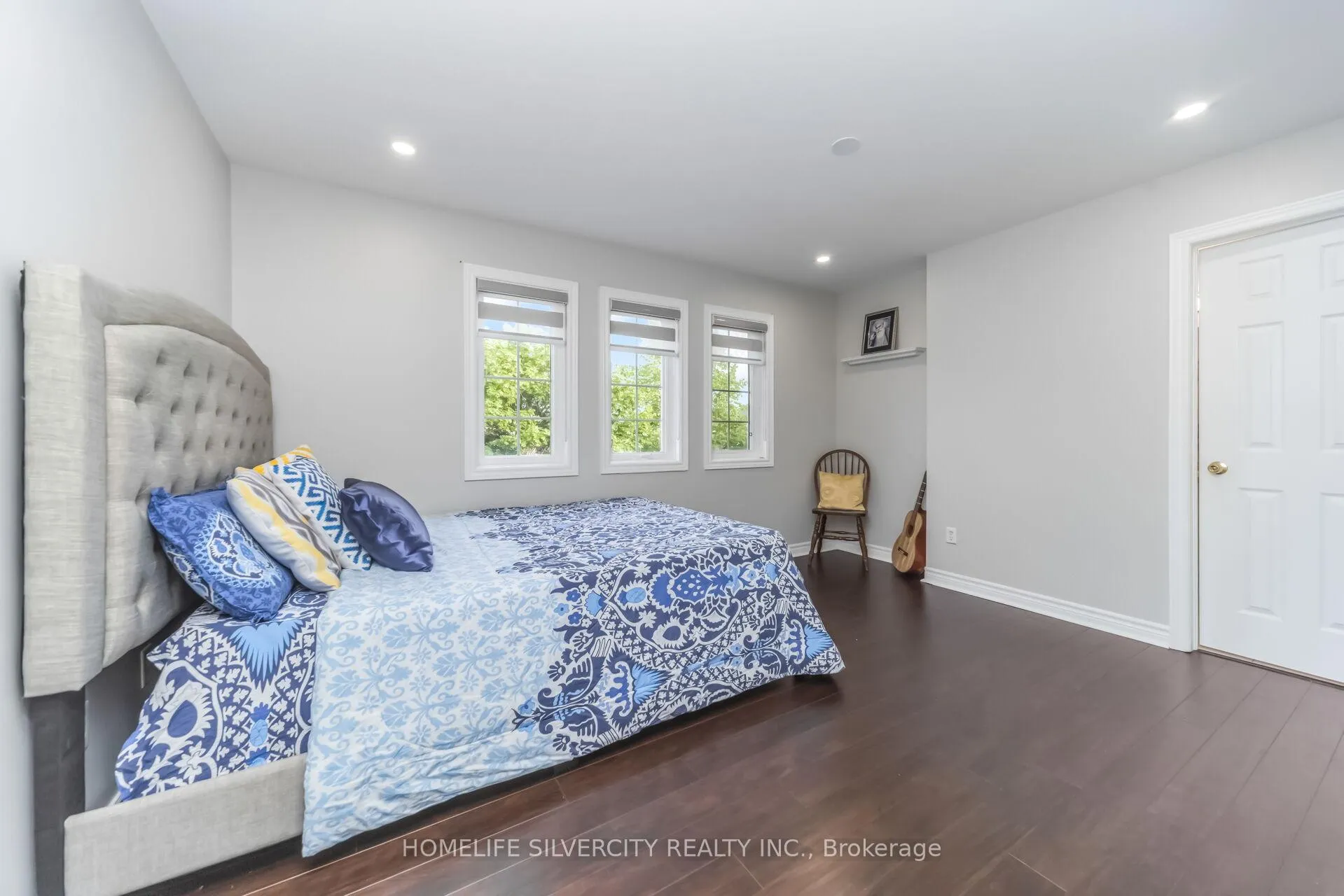 Photo 35 of 26 Bisesell Drive N, Brampton, Snelgrove — HOMEH