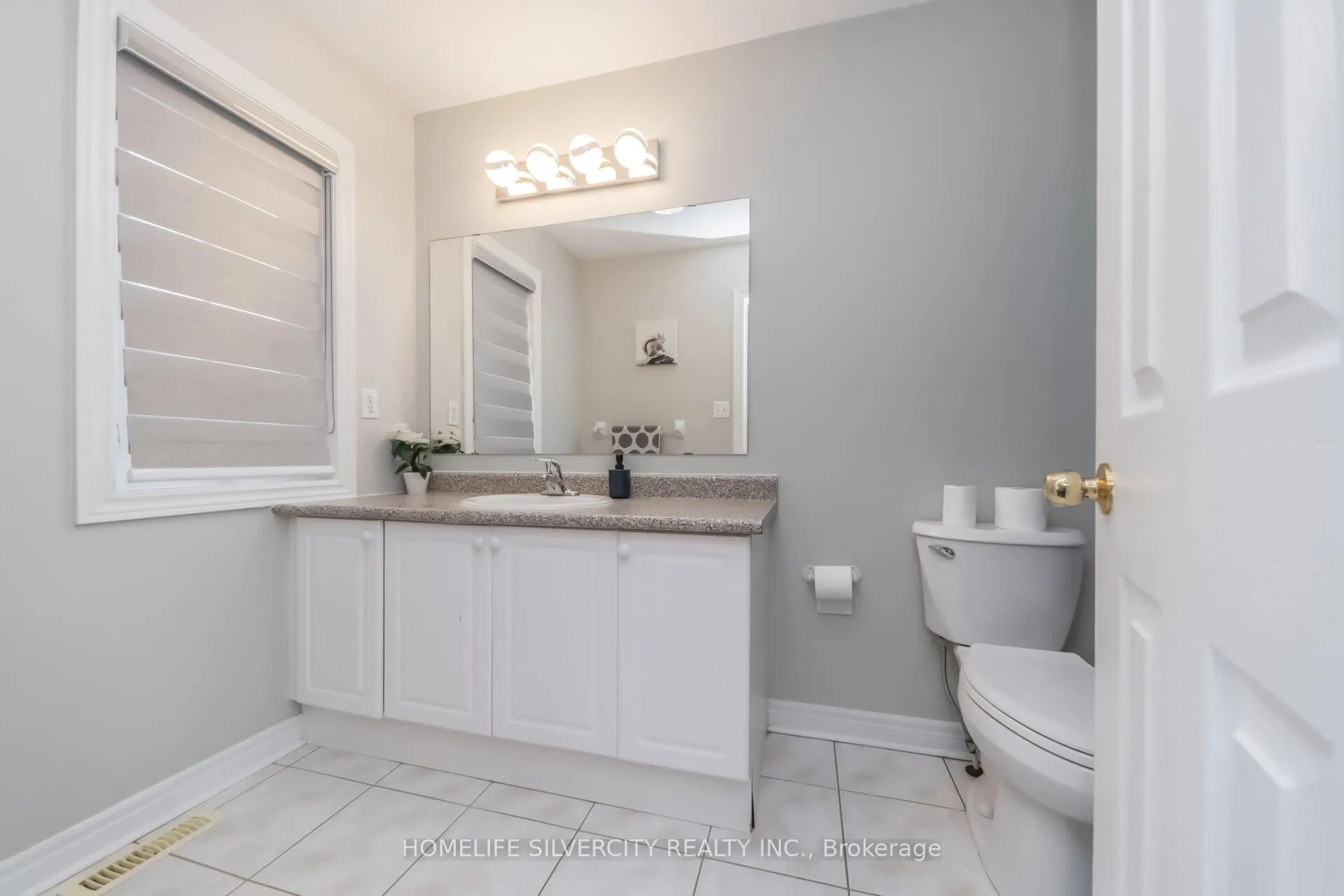 Photo 37 of 26 Bisesell Drive N, Brampton, Snelgrove — HOMEH
