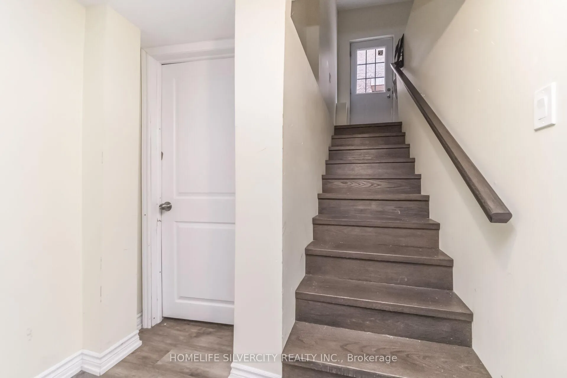 Photo 41 of 26 Bisesell Drive N, Brampton, Snelgrove — HOMEH