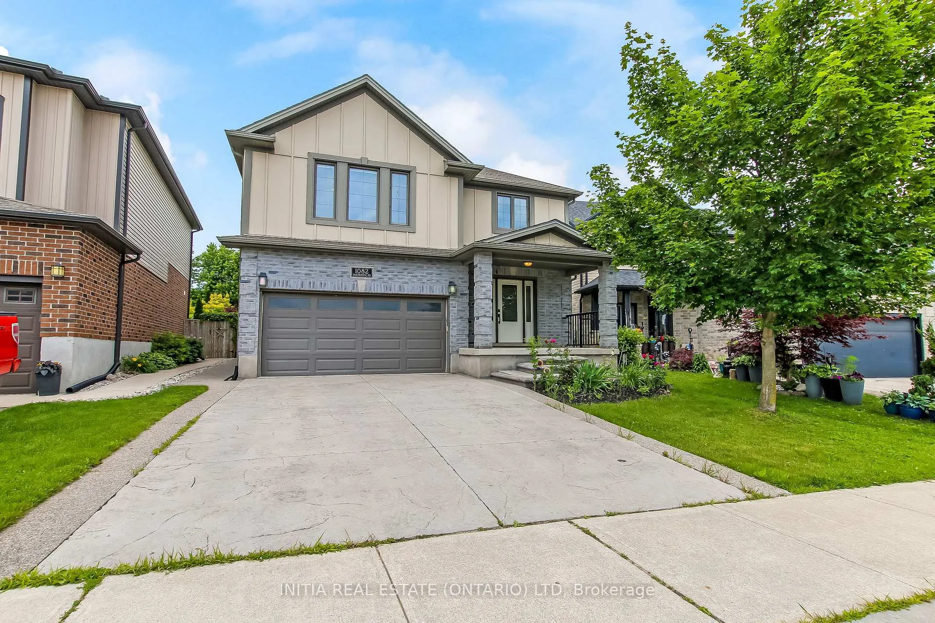 Photo 1 of 1082 Oakcrossing Road, London, North M — HOMEH