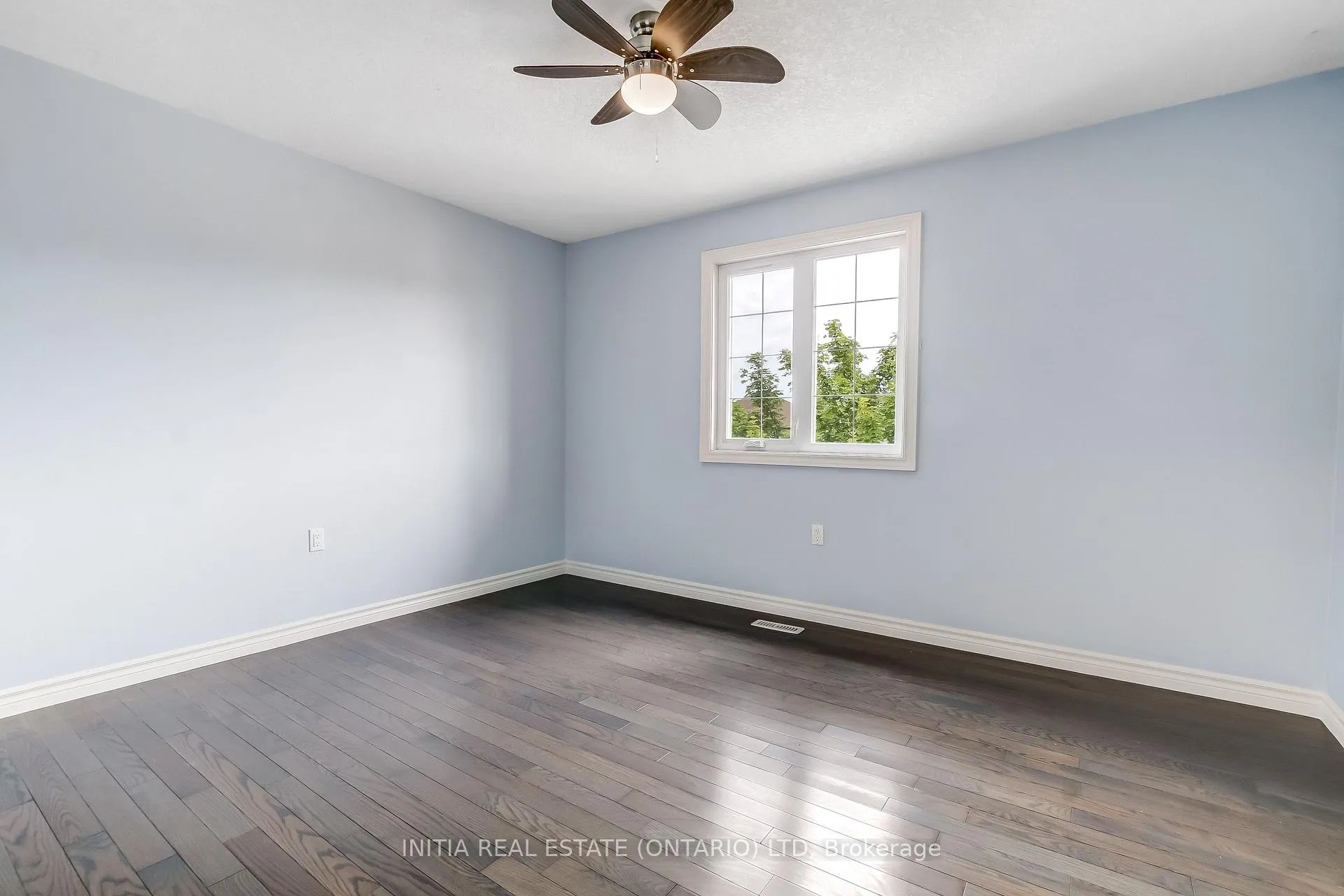 Photo 17 of 1082 Oakcrossing Road, London, North M — HOMEH