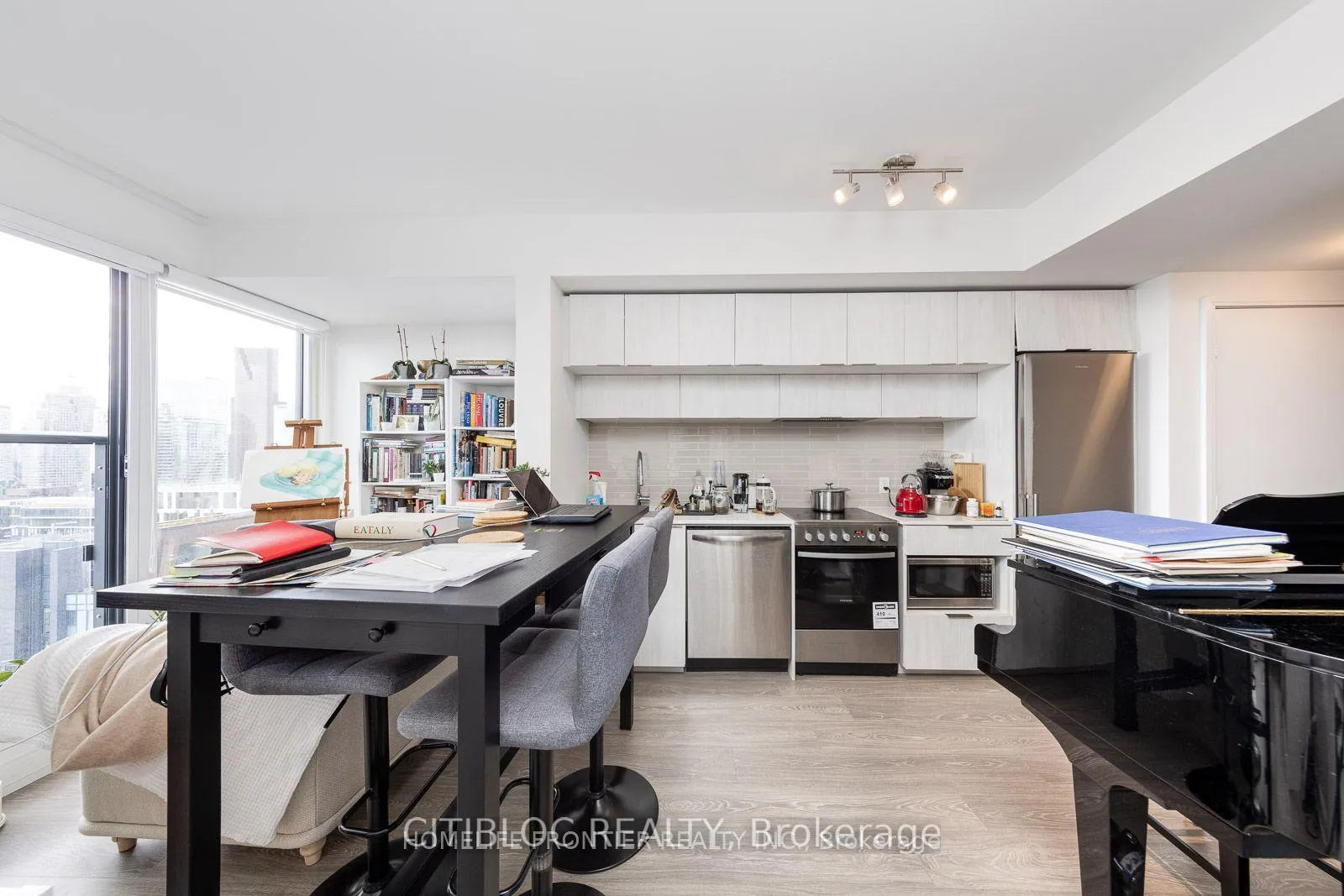 Photo 3 of Unit 4008, 181 Dundas Street E, Toronto, Church-Yonge Corridor — HOMEH