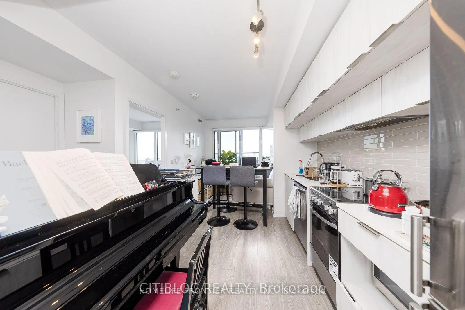 Photo 5 of Unit 4008, 181 Dundas Street E, Toronto, Church-Yonge Corridor — HOMEH