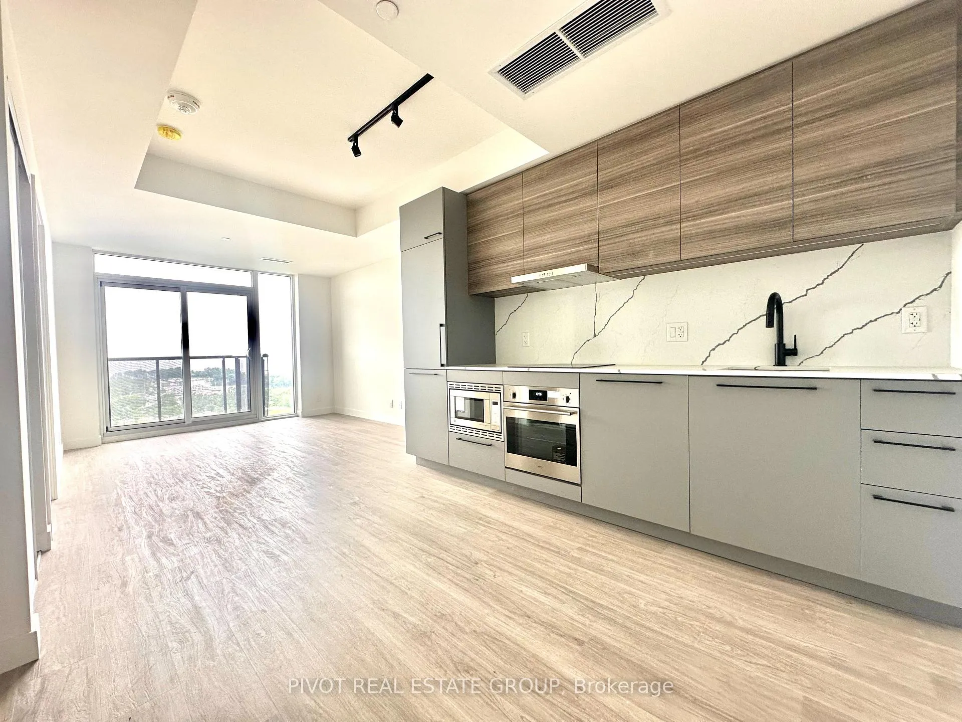 Photo 1 of Unit 1405, 1050 Eastern Avenue, Toronto, The Beaches — HOMEH
