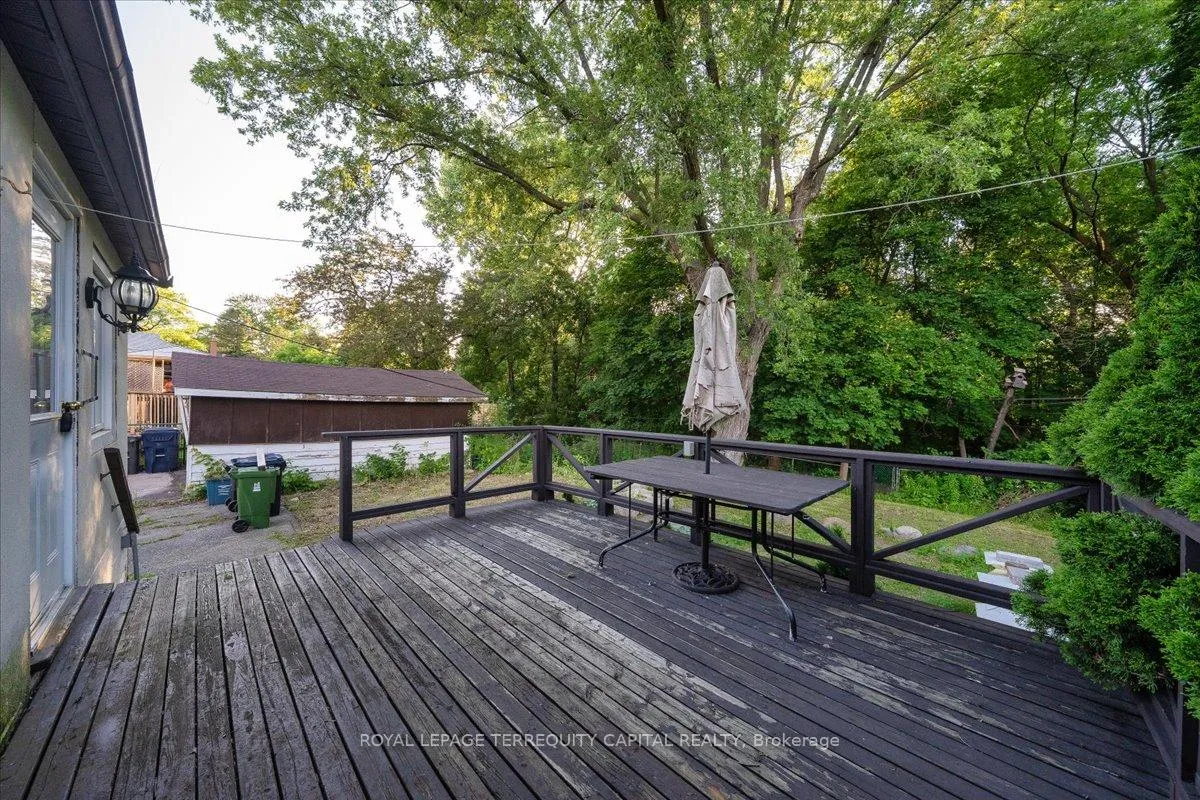 Photo 50 of 175 Clearbrooke Circle, Etobicoke, Rexdale-Kipling — HOMEH