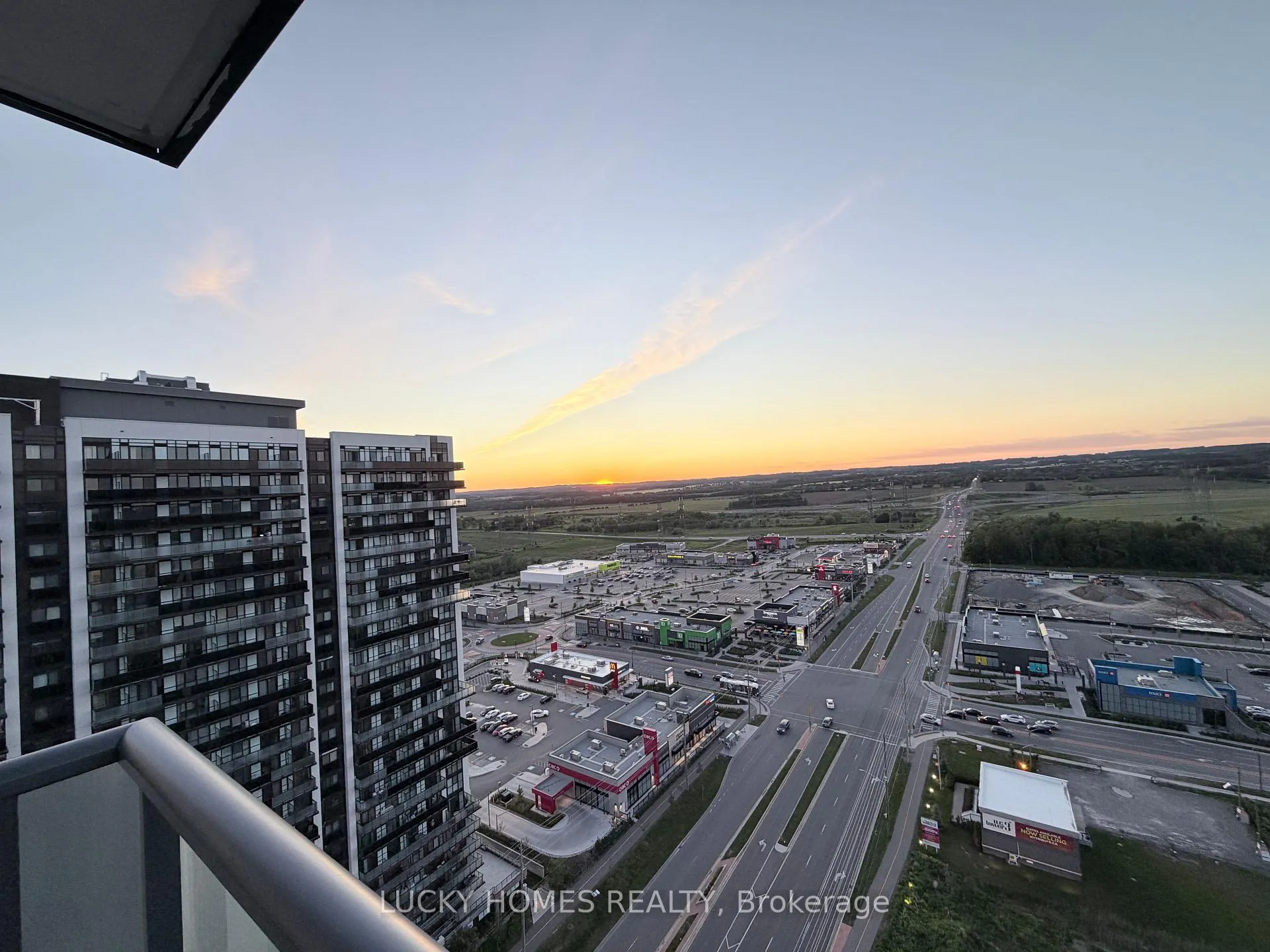 Photo 1 of Unit 2416, 2545 Simcoe Street N, Oshawa, Windfields — HOMEH