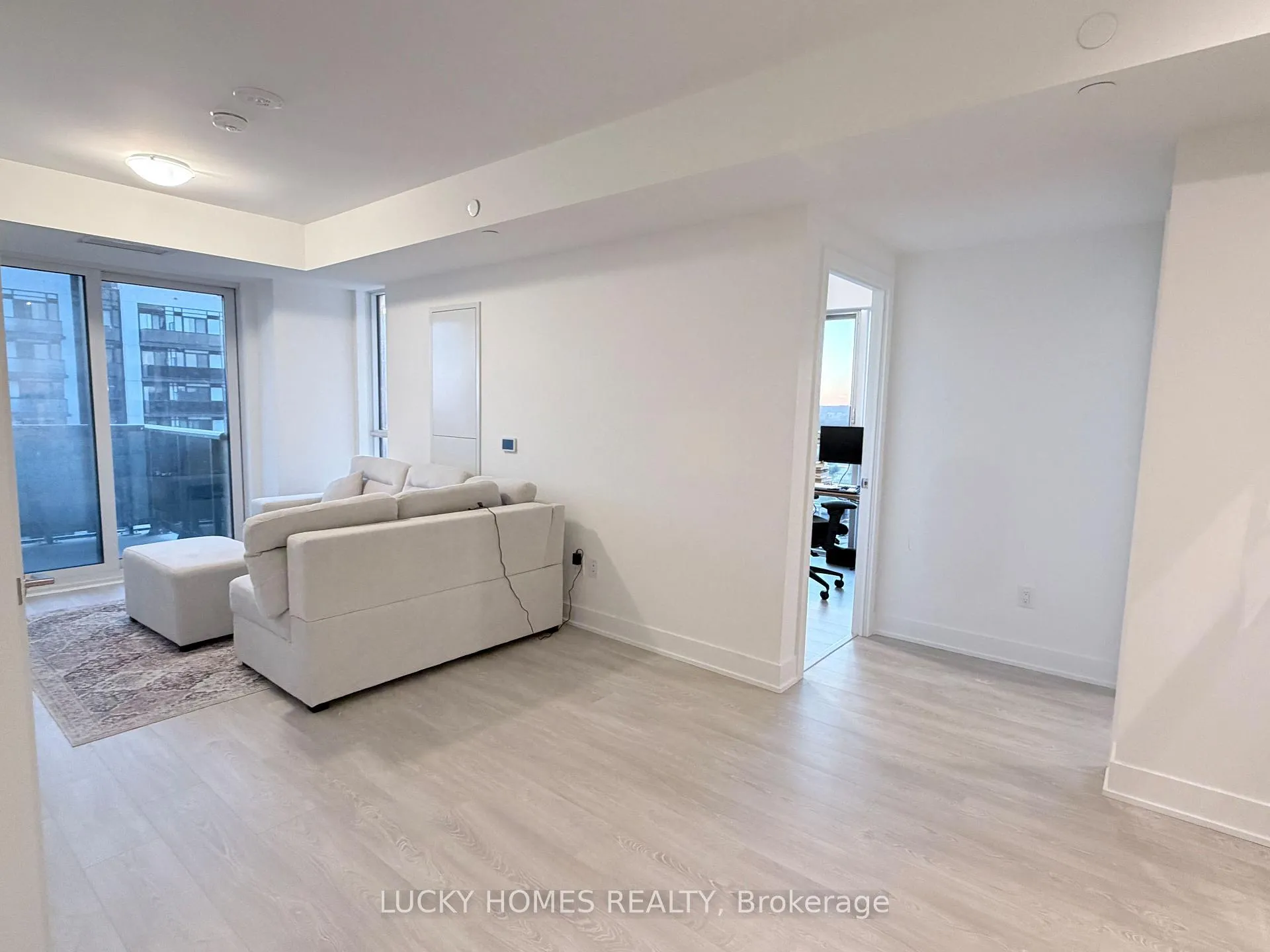 Photo 14 of Unit 2416, 2545 Simcoe Street N, Oshawa, Windfields — HOMEH
