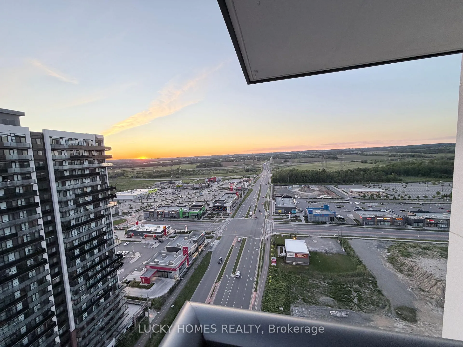 Photo 20 of Unit 2416, 2545 Simcoe Street N, Oshawa, Windfields — HOMEH