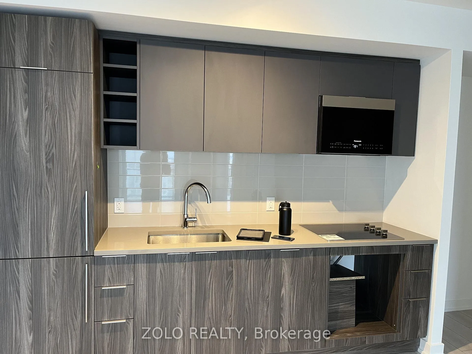 Photo 3 of Unit 3701, 2033 Kennedy Road, Scarborough, Agincourt South-Malvern West — HOMEH