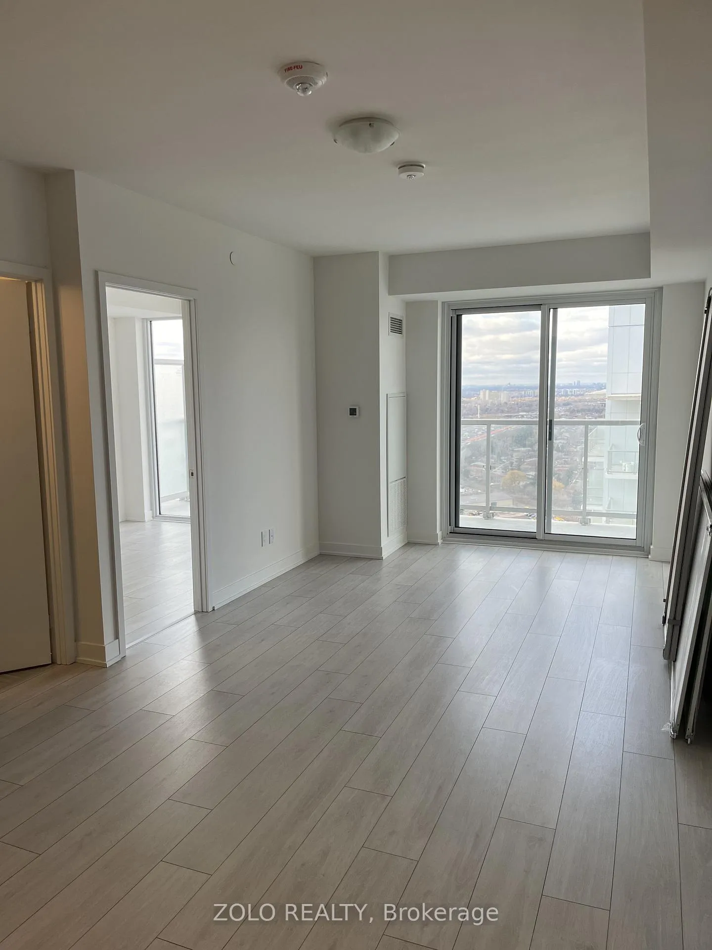 Photo 5 of Unit 3701, 2033 Kennedy Road, Scarborough, Agincourt South-Malvern West — HOMEH
