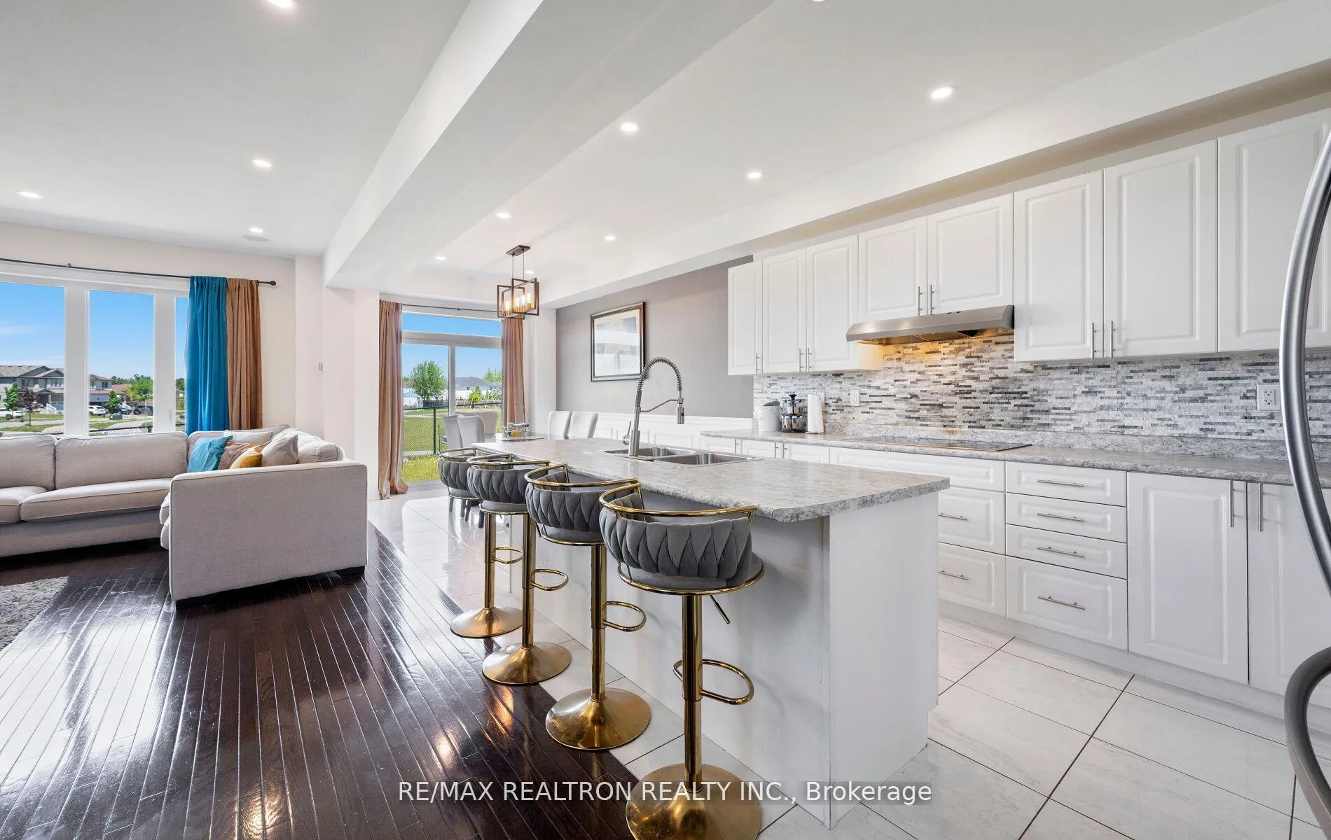 Photo 8 of 57 Sasco Way, Essa, Angus — HOMEH