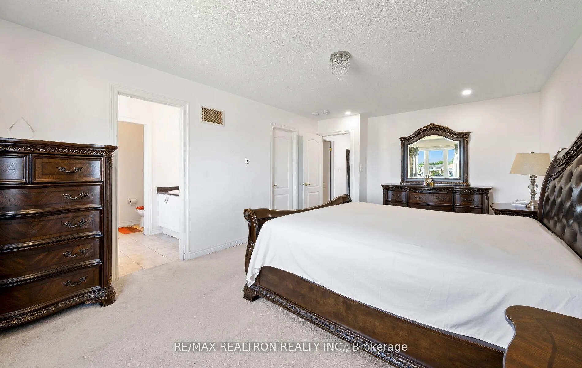 Photo 29 of 57 Sasco Way, Essa, Angus — HOMEH