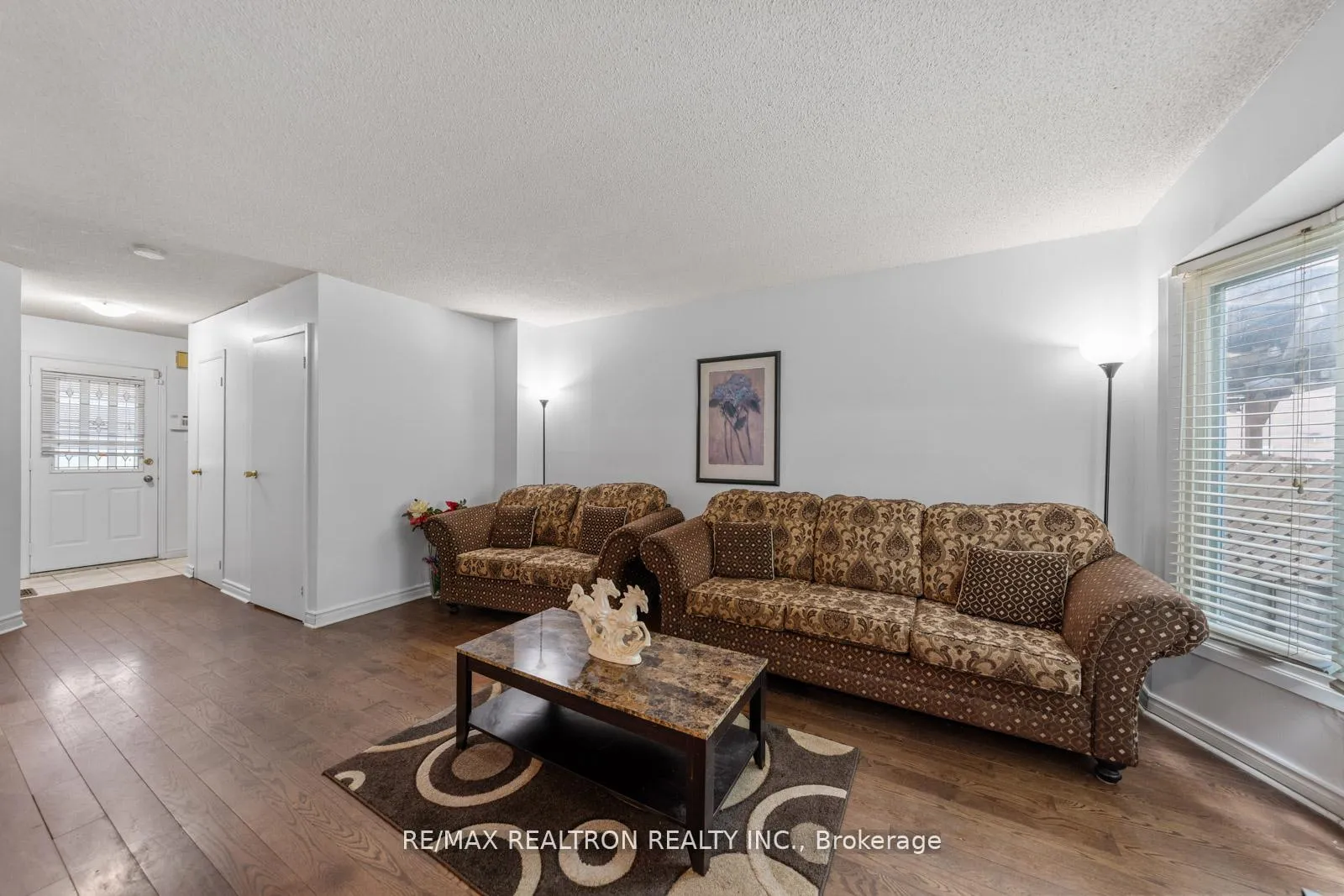 Photo 3 of 4 Sunshine Drive, Richmond Hill, Observatory — HOMEH