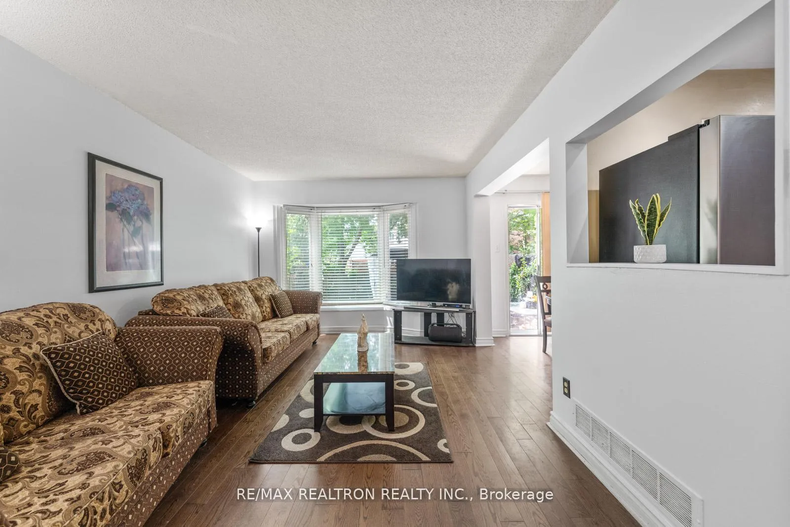 Photo 10 of 4 Sunshine Drive, Richmond Hill, Observatory — HOMEH