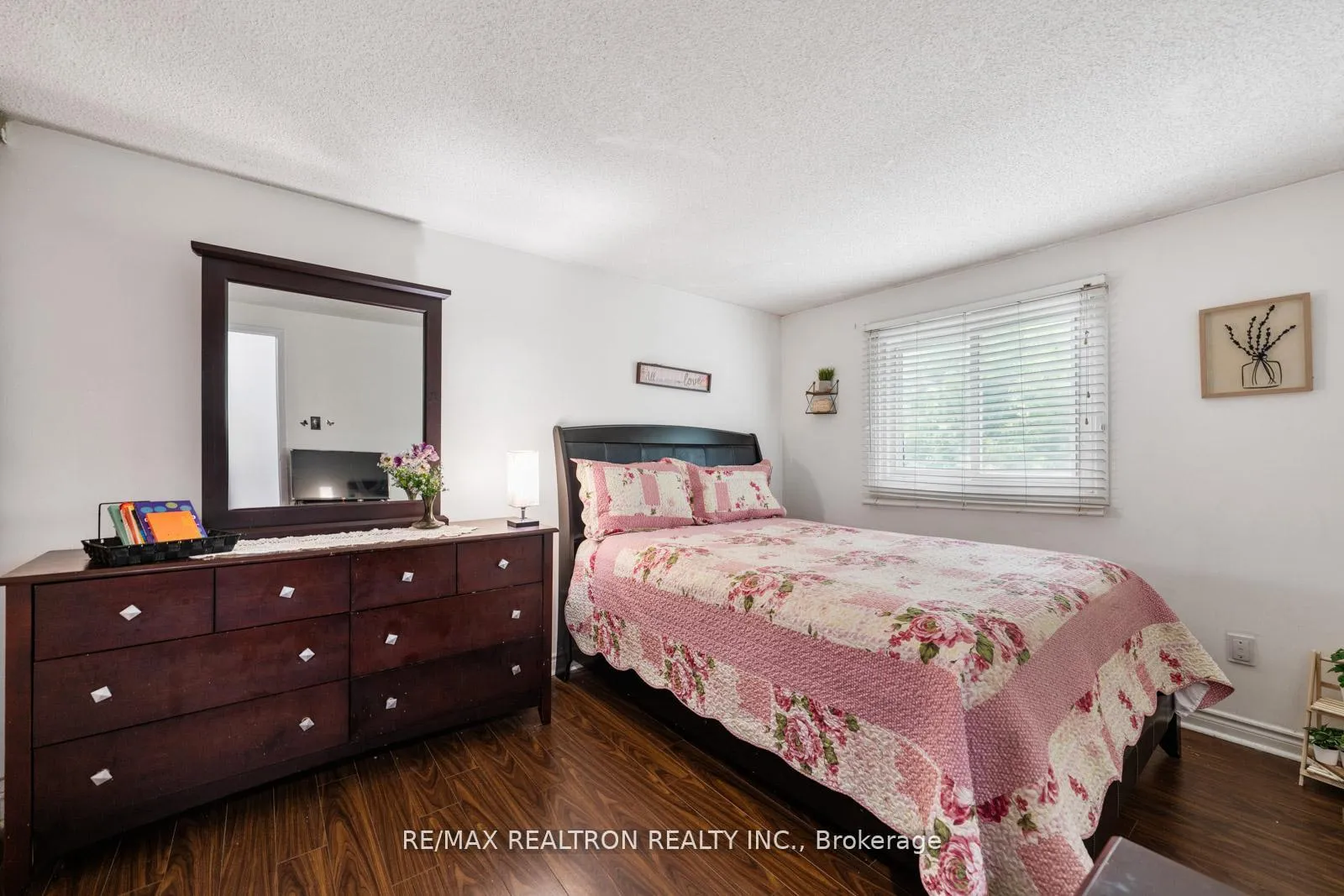 Photo 18 of 4 Sunshine Drive, Richmond Hill, Observatory — HOMEH
