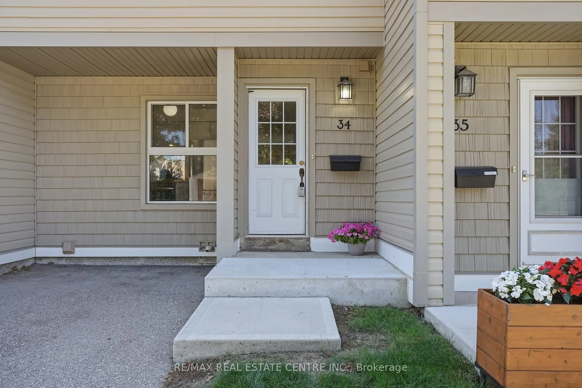 Photo 7 of Unit 34, 15 Green Valley Drive, Kitchener — HOMEH