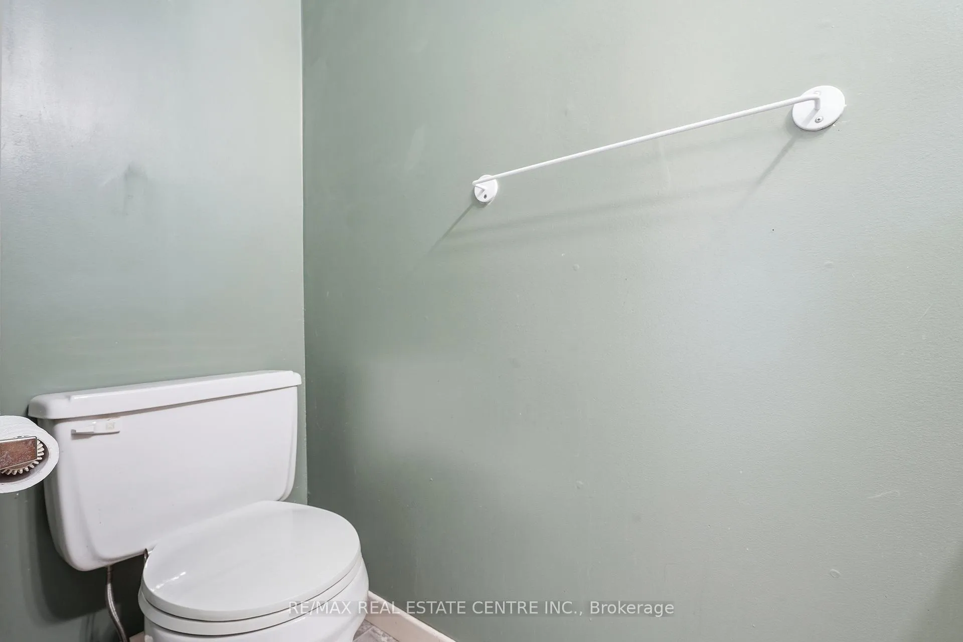 Photo 17 of Unit 34, 15 Green Valley Drive, Kitchener — HOMEH