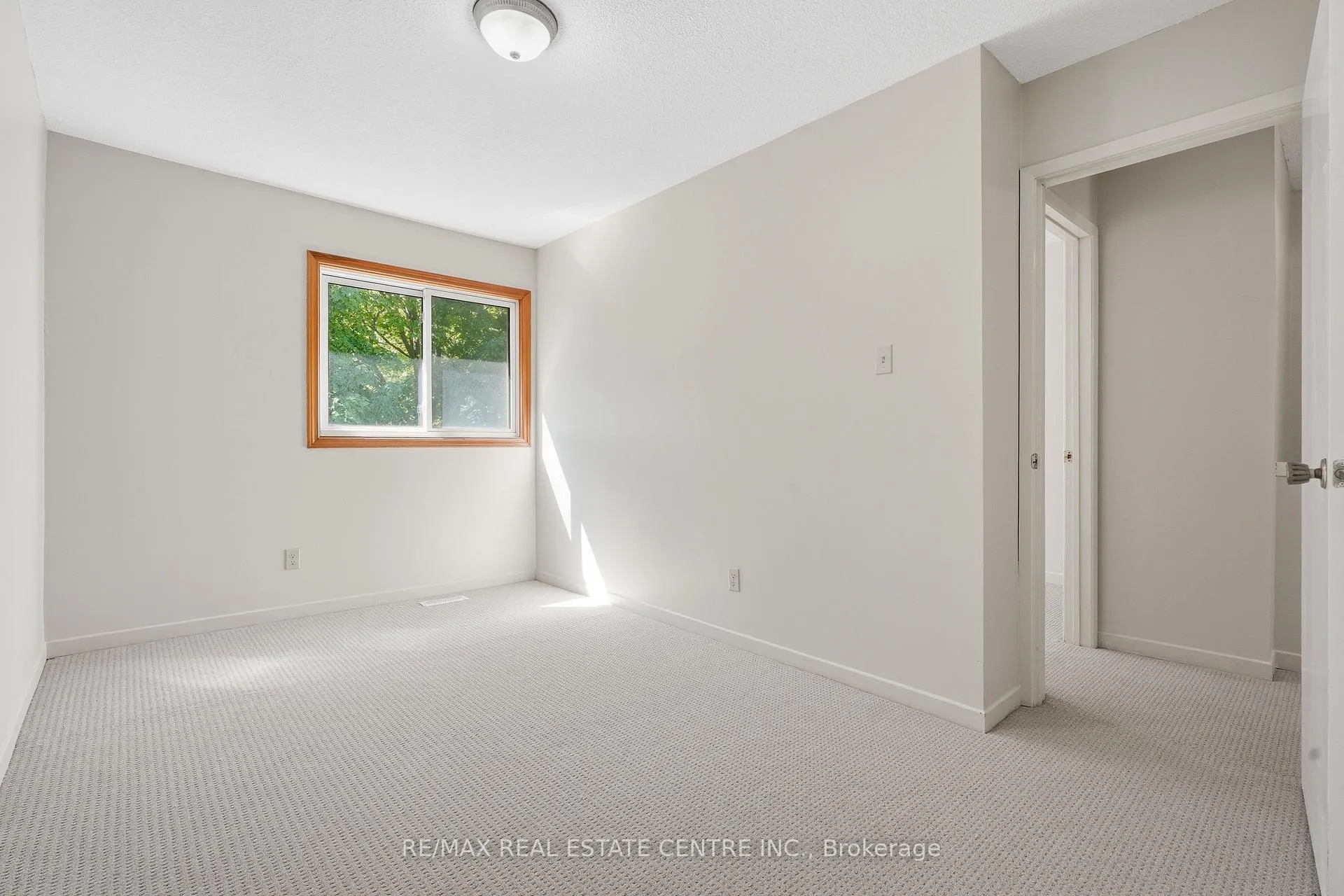 Photo 25 of Unit 34, 15 Green Valley Drive, Kitchener — HOMEH