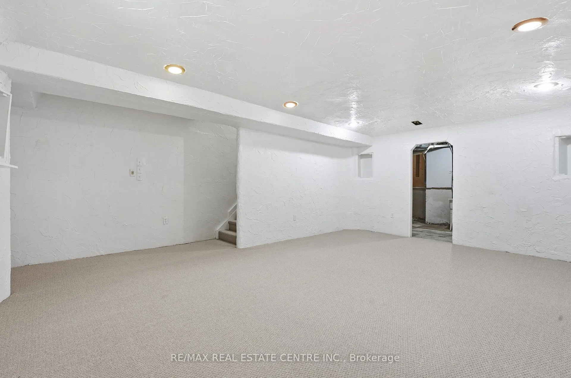Photo 29 of Unit 34, 15 Green Valley Drive, Kitchener — HOMEH