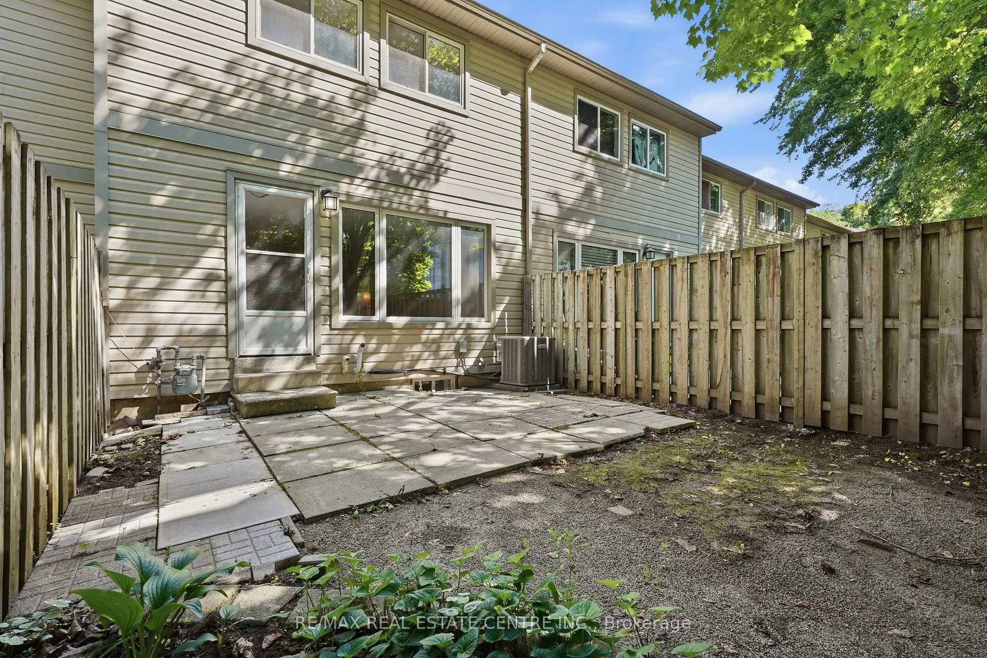 Photo 31 of Unit 34, 15 Green Valley Drive, Kitchener — HOMEH