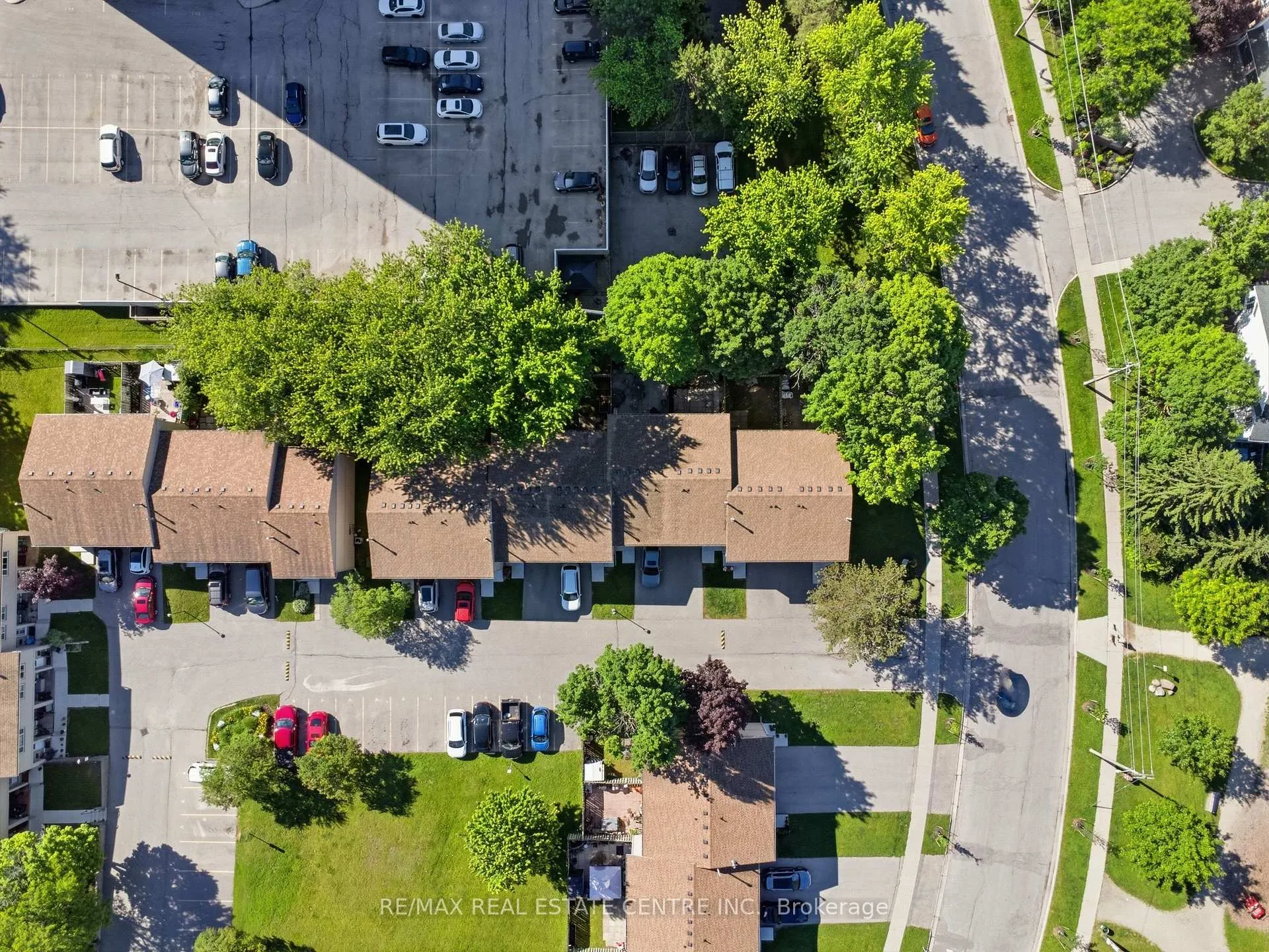 Photo 38 of Unit 34, 15 Green Valley Drive, Kitchener — HOMEH