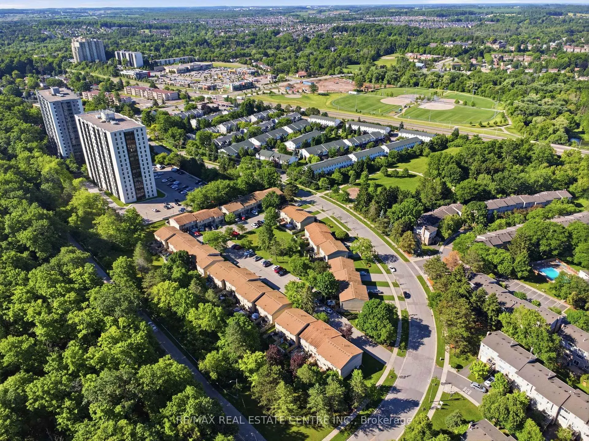 Photo 40 of Unit 34, 15 Green Valley Drive, Kitchener — HOMEH