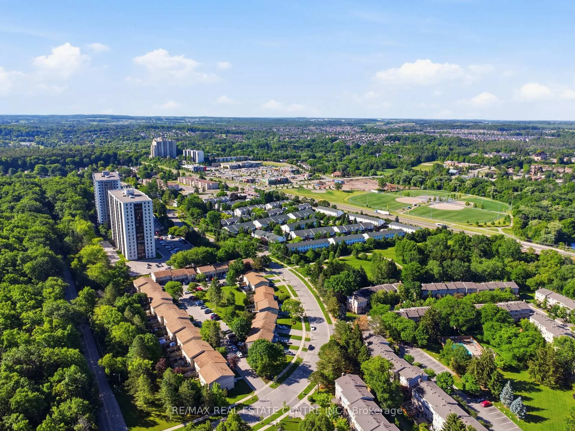 Photo 42 of Unit 34, 15 Green Valley Drive, Kitchener — HOMEH