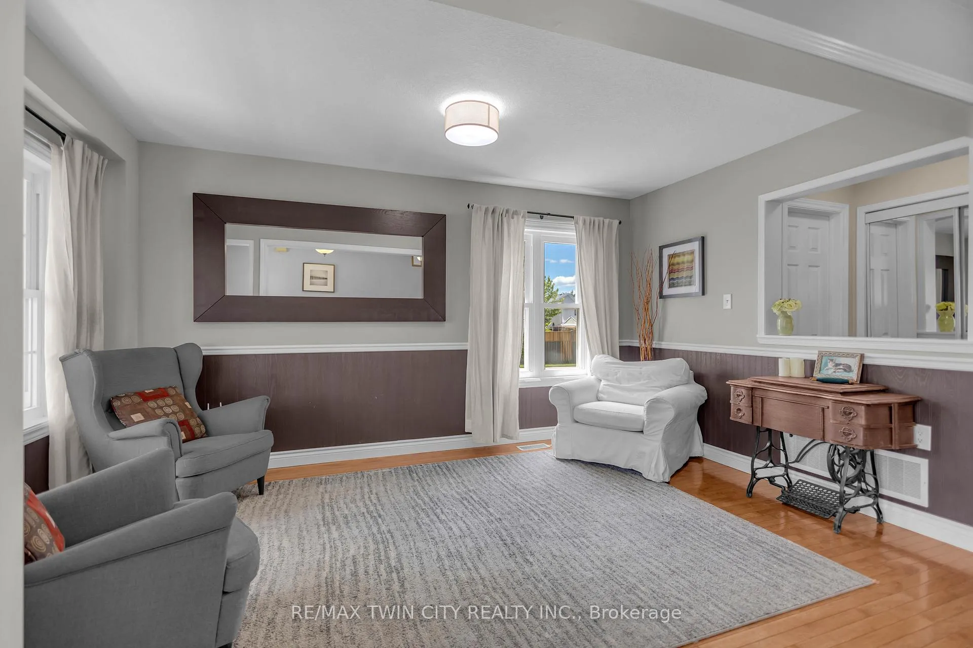 Photo 6 of 124 Blackburn Drive, Brantford, Empire — HOMEH