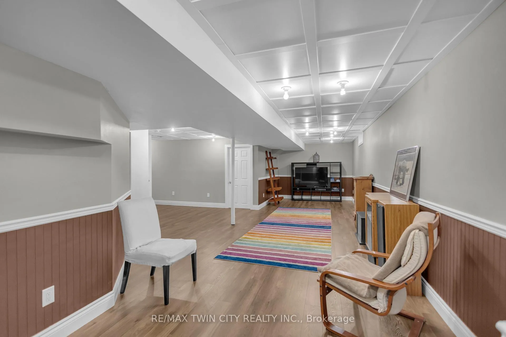 Photo 33 of 124 Blackburn Drive, Brantford, Empire — HOMEH