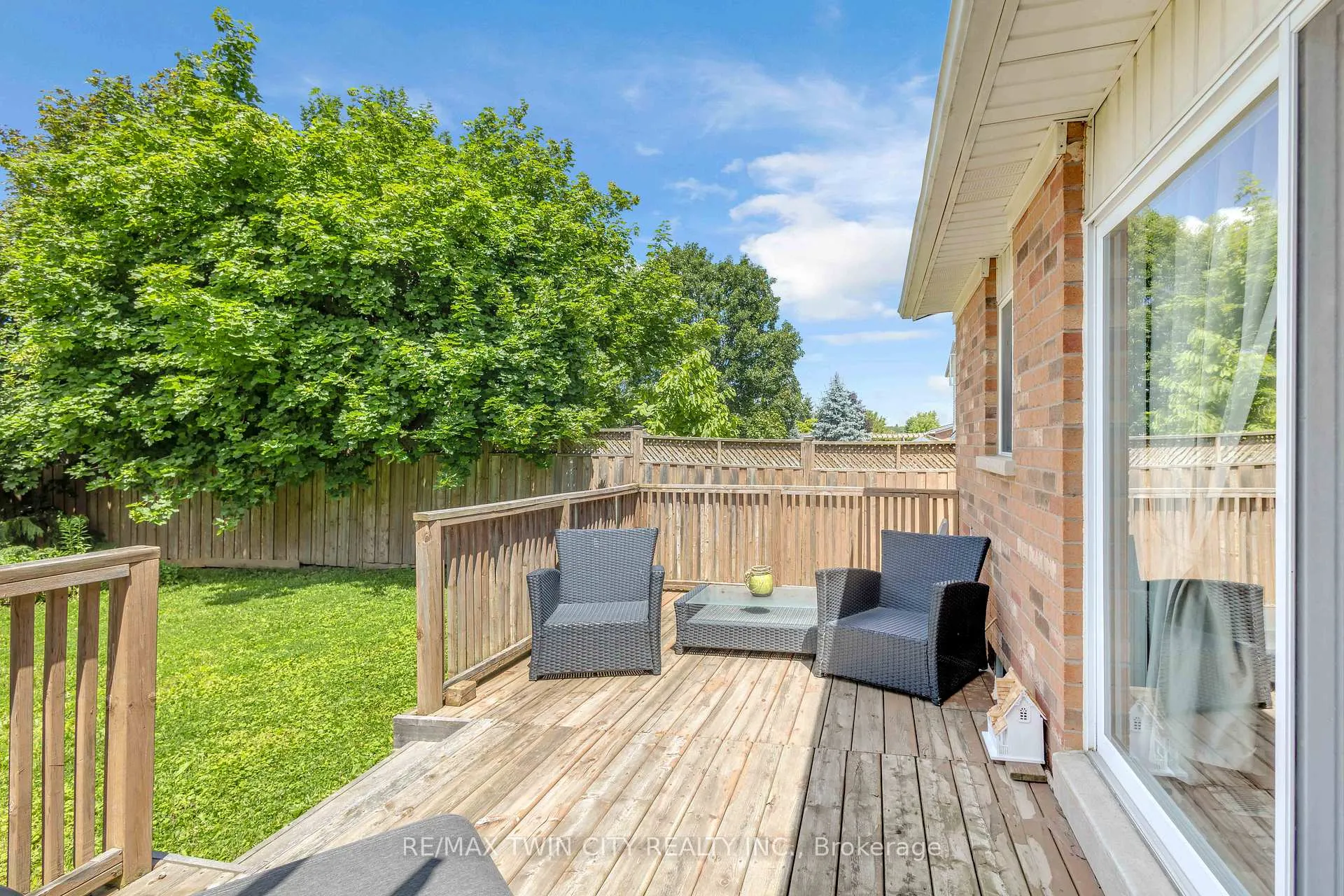 Photo 36 of 124 Blackburn Drive, Brantford, Empire — HOMEH