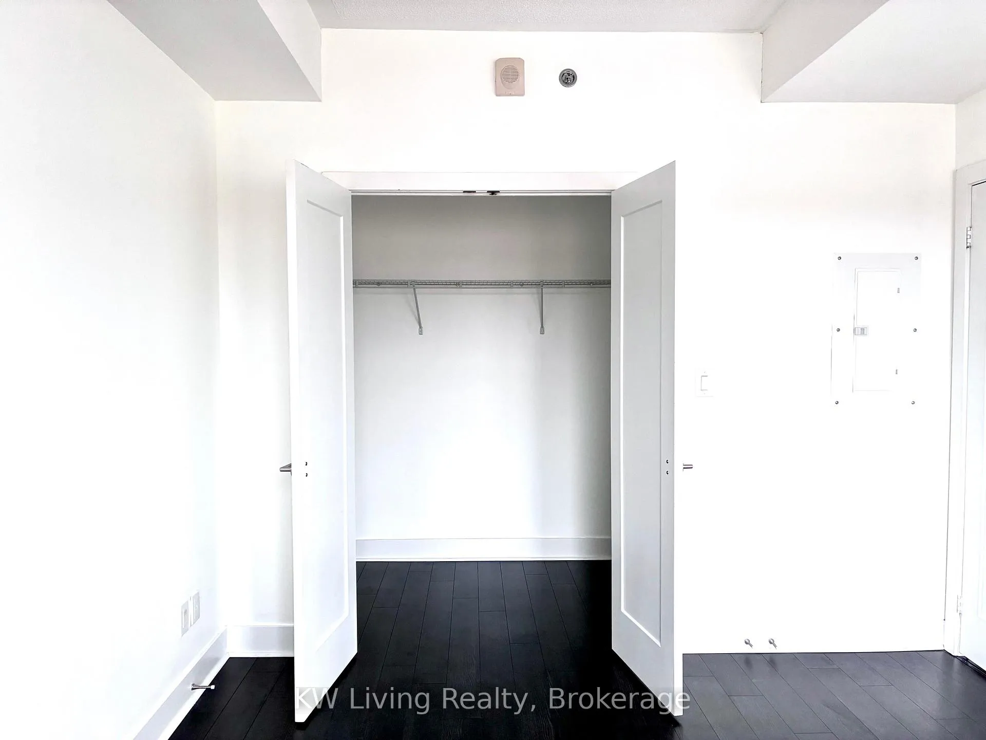 Front of Unit PH19, 28 Prince Regent Street