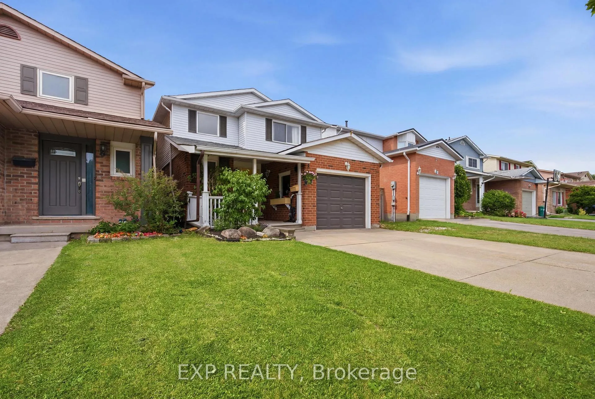 Photo 5 of 86 Baxter Crescent, Thorold, Confederation Heights — HOMEH