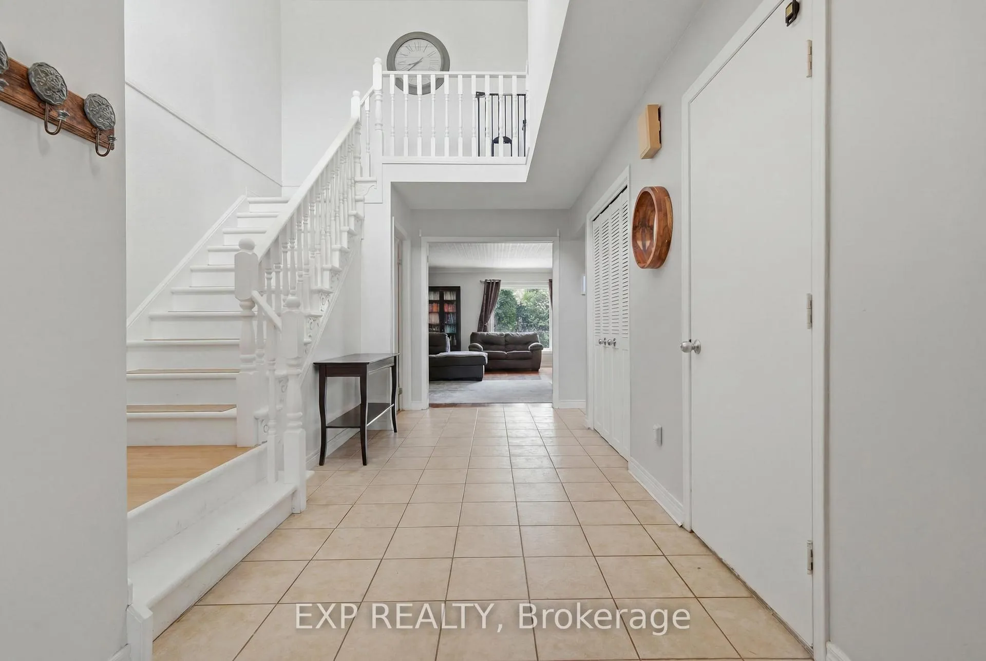 Photo 10 of 86 Baxter Crescent, Thorold, Confederation Heights — HOMEH