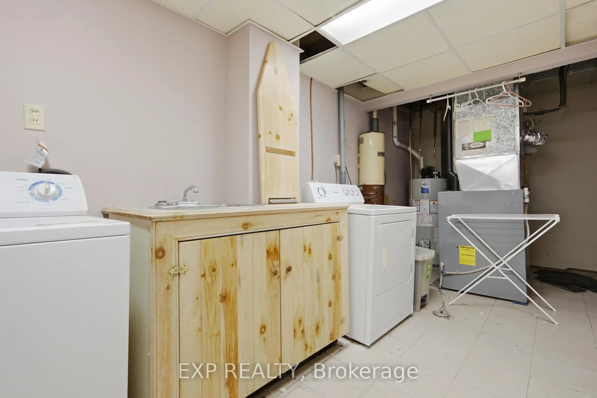 Photo 43 of 86 Baxter Crescent, Thorold, Confederation Heights — HOMEH