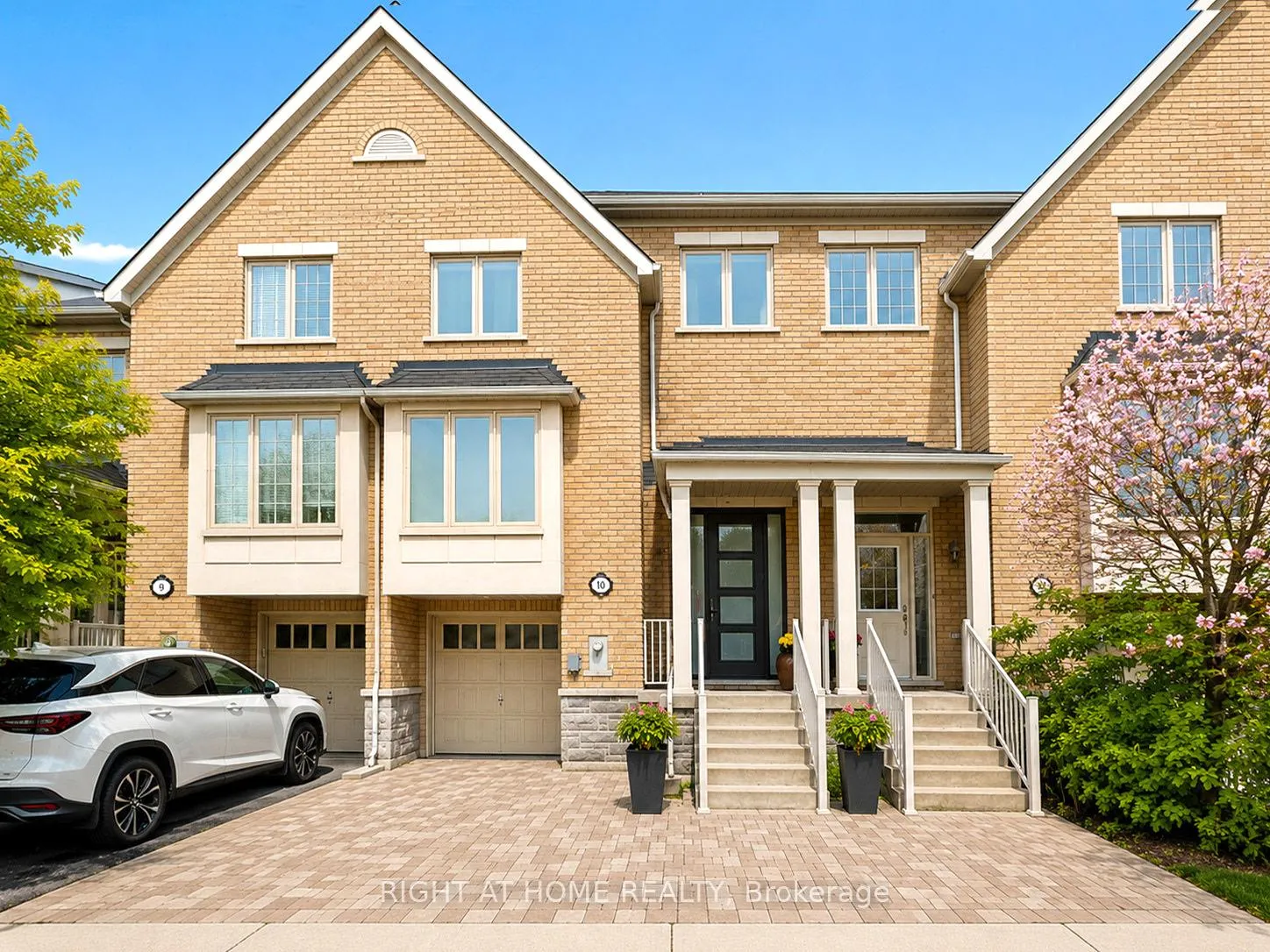 Photo 4 of Unit 10, 8900 Bathurst Street, Vaughan, Patterson — HOMEH