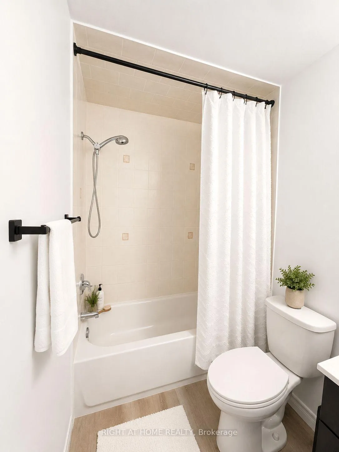 Photo 34 of Unit 10, 8900 Bathurst Street, Vaughan, Patterson — HOMEH