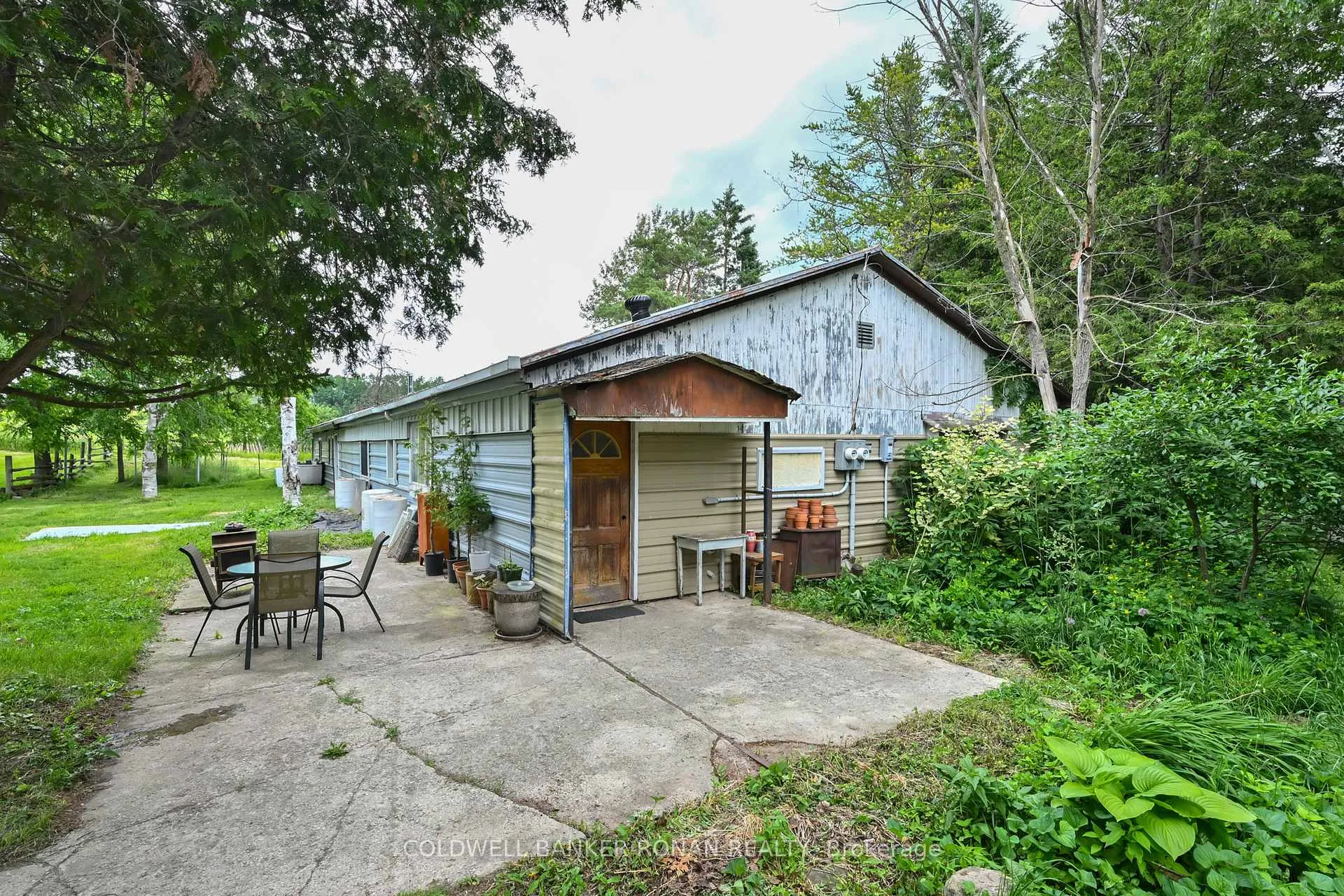 Photo 3 of 6497 3rd Line, Essa, Rural Essa — HOMEH