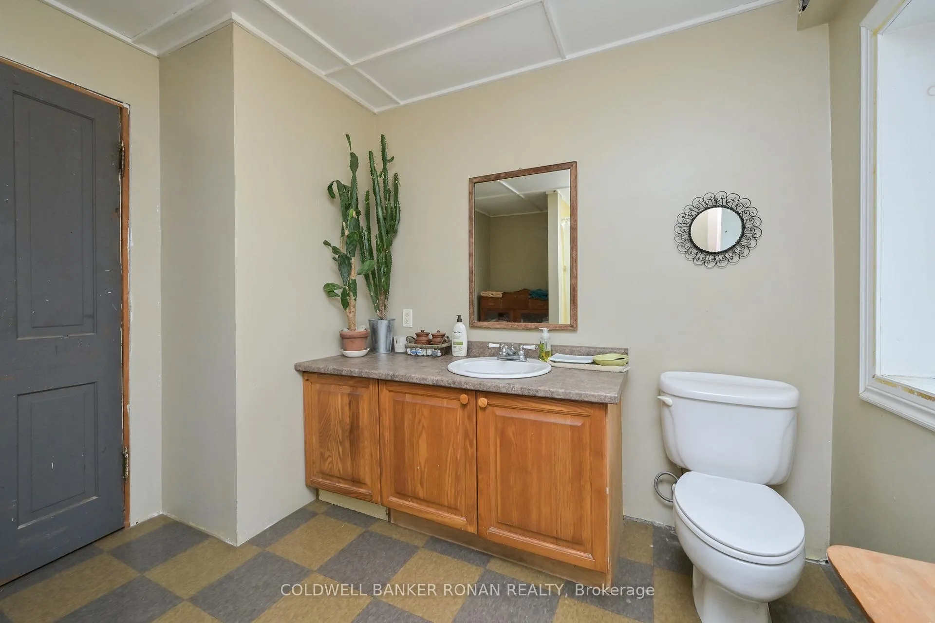 Photo 11 of 6497 3rd Line, Essa, Rural Essa — HOMEH