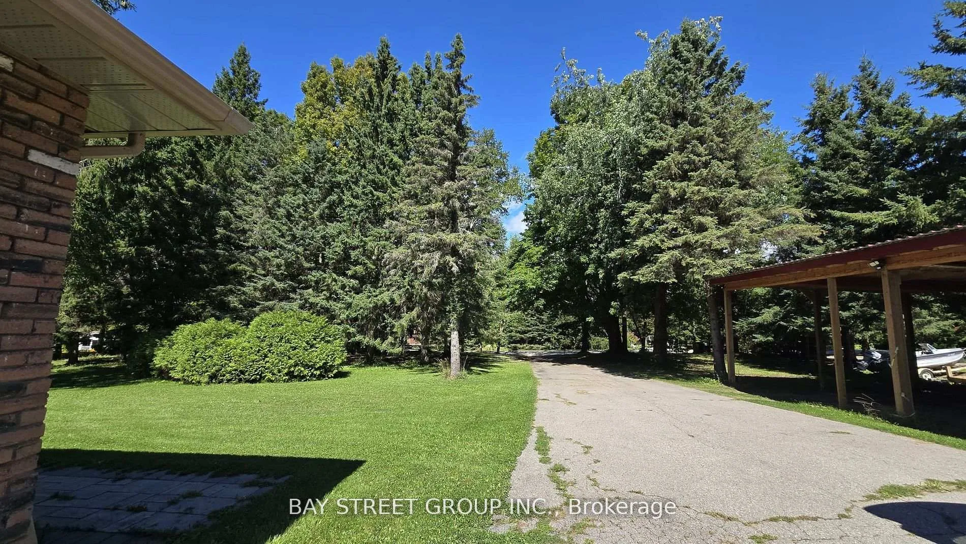 Photo 3 of 49 Maplewood Drive, Amaranth, Rural Amaranth — HOMEH