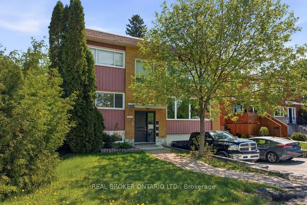Photo 3 of Unit #1, 2187 Plesser Street, Ottawa, Elmvale Acres/Urbandale — HOMEH