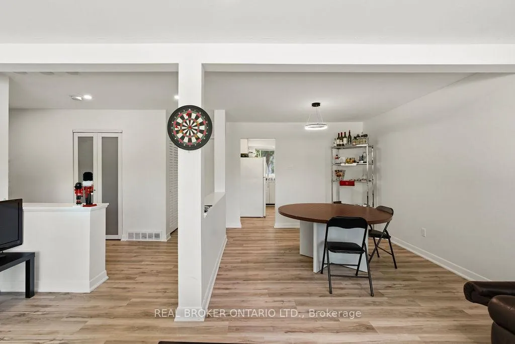 Photo 12 of Unit #1, 2187 Plesser Street, Ottawa, Elmvale Acres/Urbandale — HOMEH