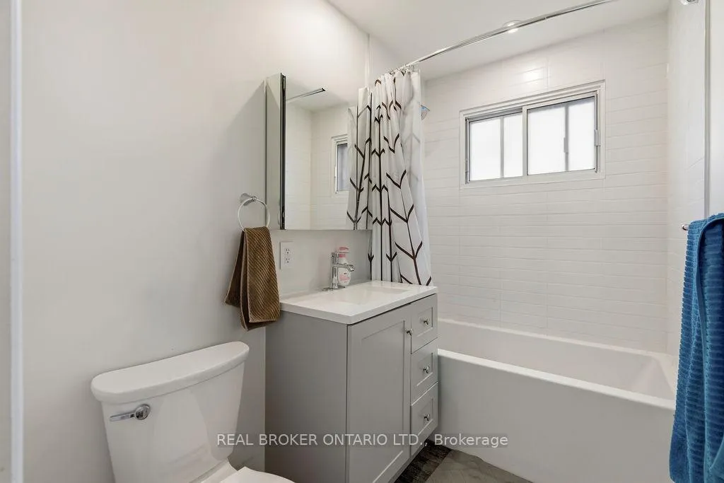 Photo 24 of Unit #1, 2187 Plesser Street, Ottawa, Elmvale Acres/Urbandale — HOMEH