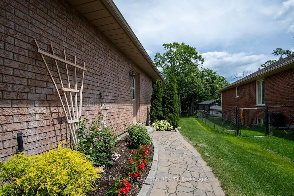 Photo 47 of 4 Ports Drive, Kawartha Lakes, Bobcaygeon — HOMEH
