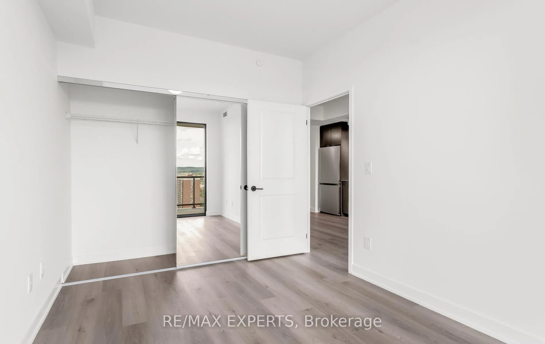 Photo 30 of 2075 Lakeshore Road, Burlington, Brant — HOMEH